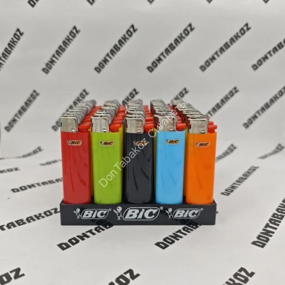 Кремниевая зажигалка Bic (Бик) Микс  